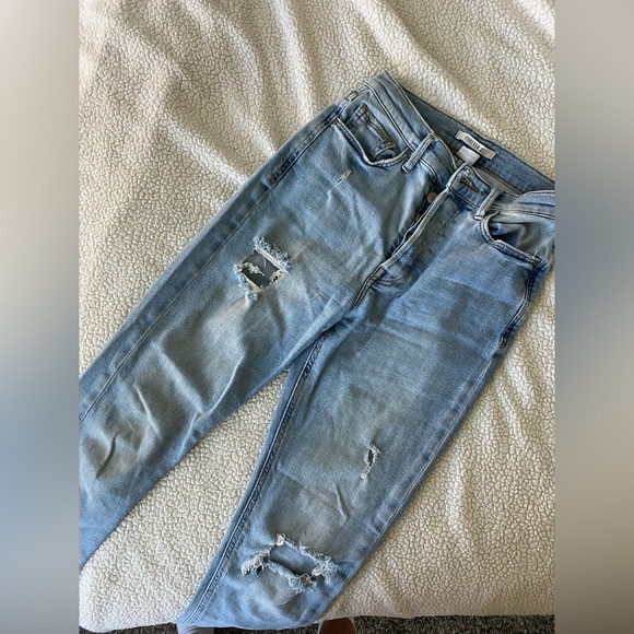 Forever 21 Denim - F21 NWOT Ripped Skinny Jeans